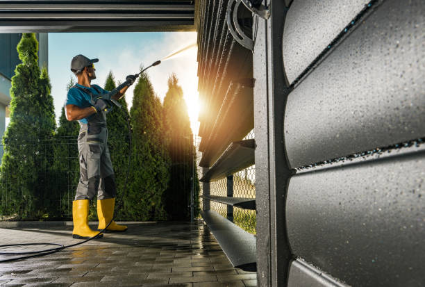 Professional Pressure Washing Services in Darlington, WI